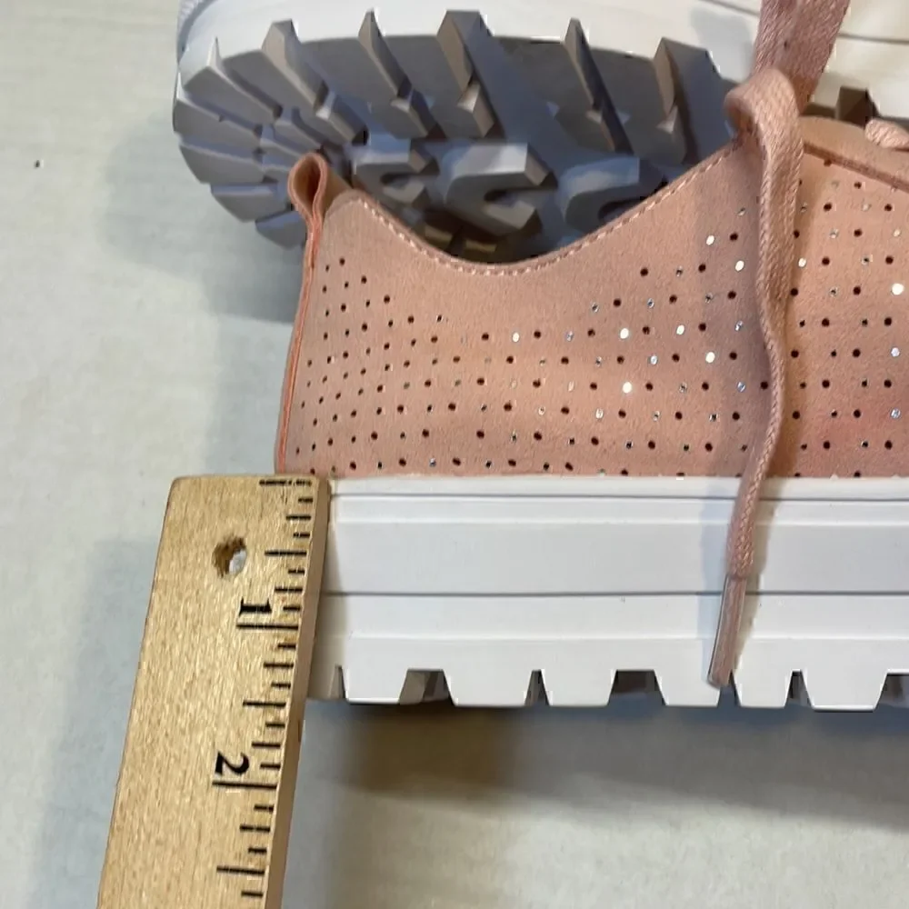 Patrizia by Spring step women’s casual ties shoe. Pastel pink. Size 6